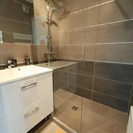 Very Functional With Sea View * 邦多勒